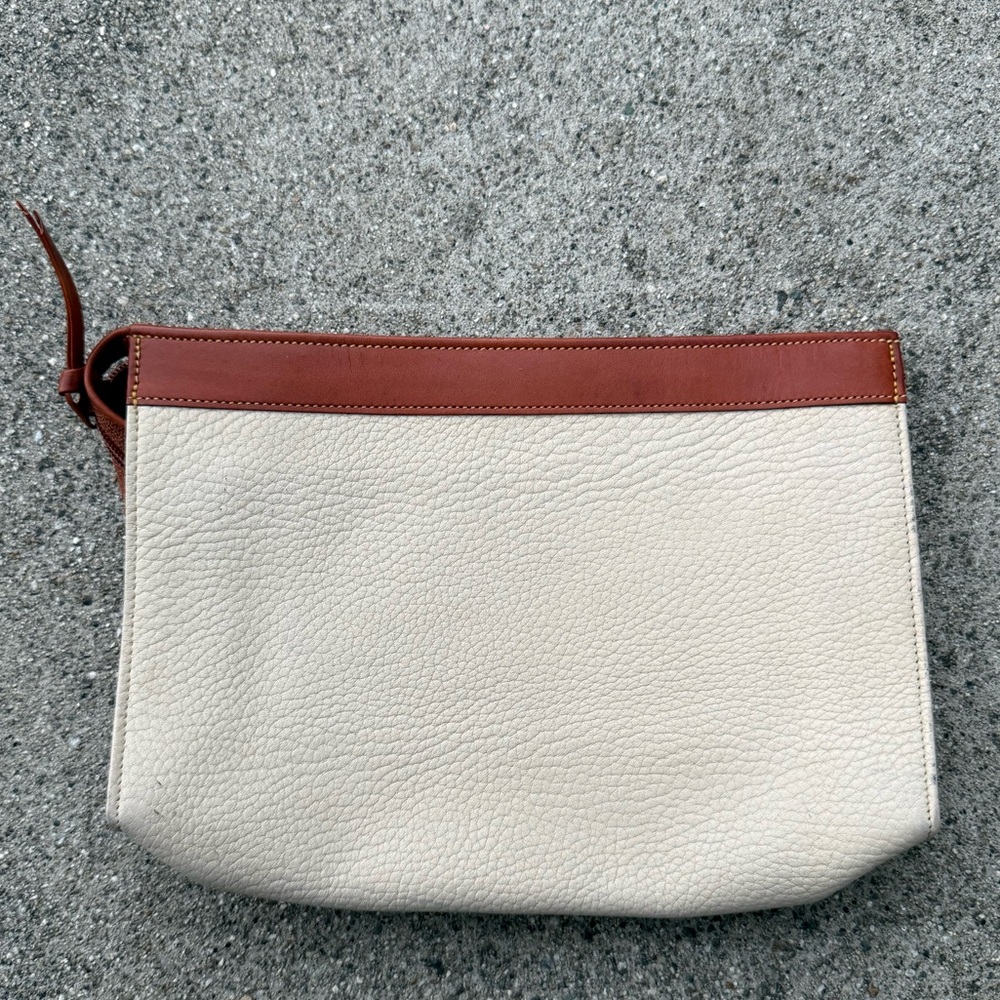 Dooney & Bourke Vintage Leather Cosmetic Bag preloved - Picture 2 of 6